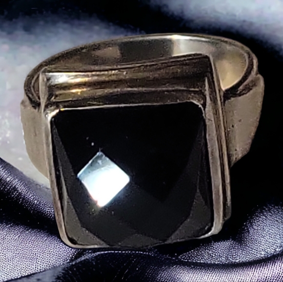 2X HOST PICK 🙂 Black Onyx Ring Sterling Silver Sz 7.5 - Picture 3 of 5